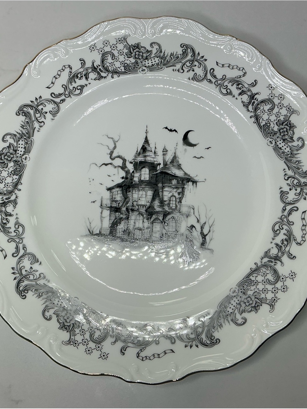 4 Grace Teaware Dinner Plates Halloween Haunted House 11in Porcelain Spooky NEW